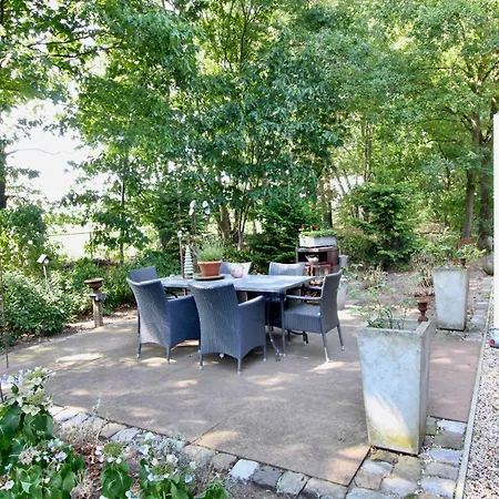 Hoogh Belgeren Bed & Breakfast 3*